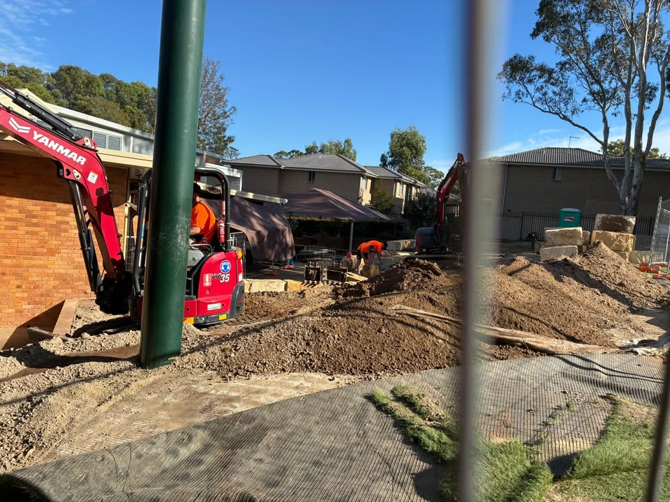 122118862082797568_122154179048797568-1